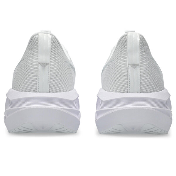 Asics Novablast 5 Erkek Beyaz Koşu Ayakkabısı 1011B974-100-4